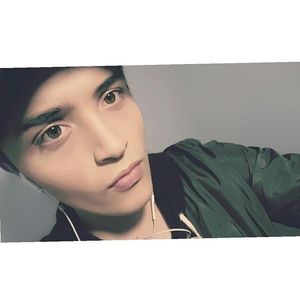 Meet your Posher, Sebastian